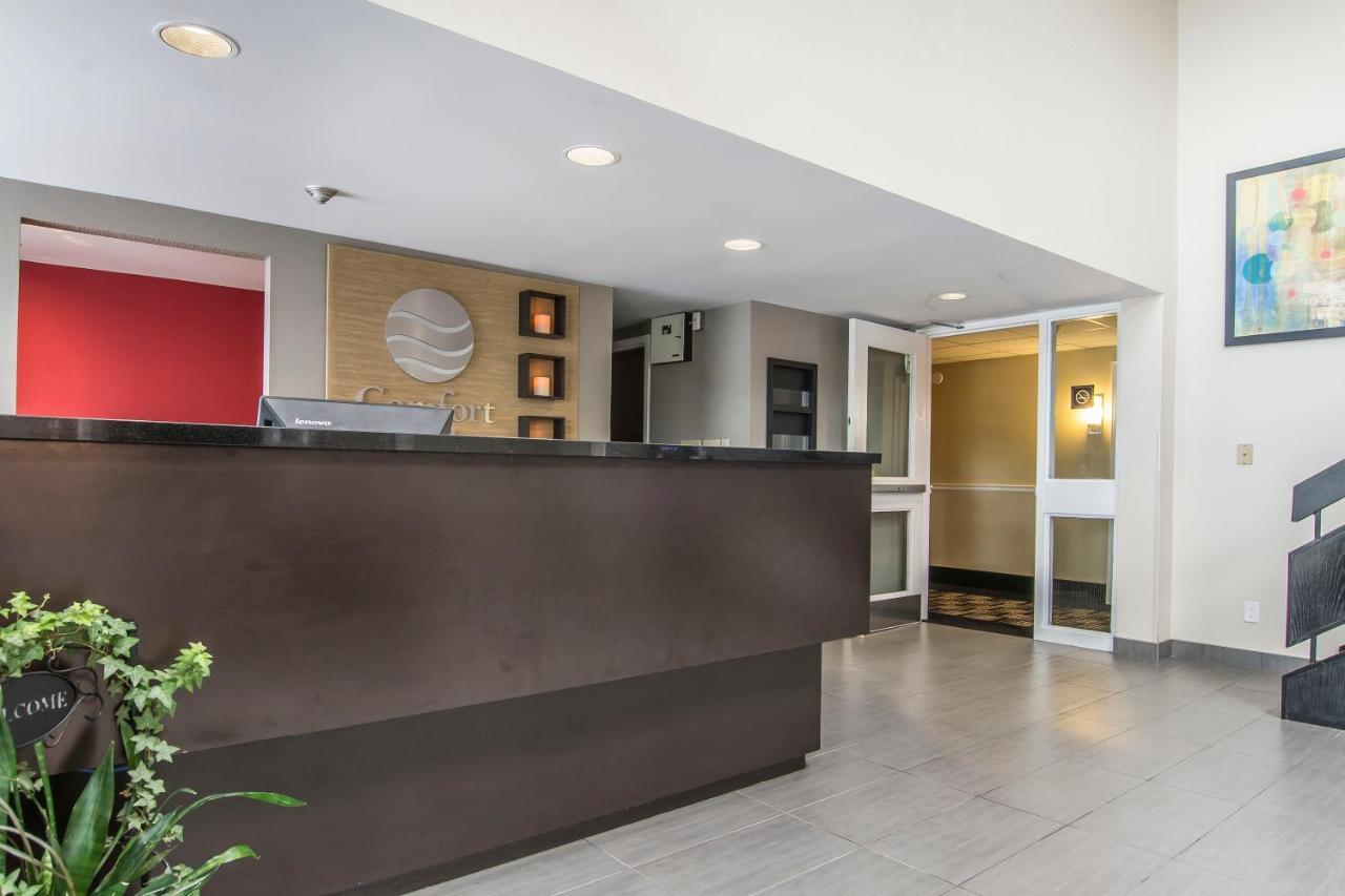 Comfort Inn South Brossard Esterno foto