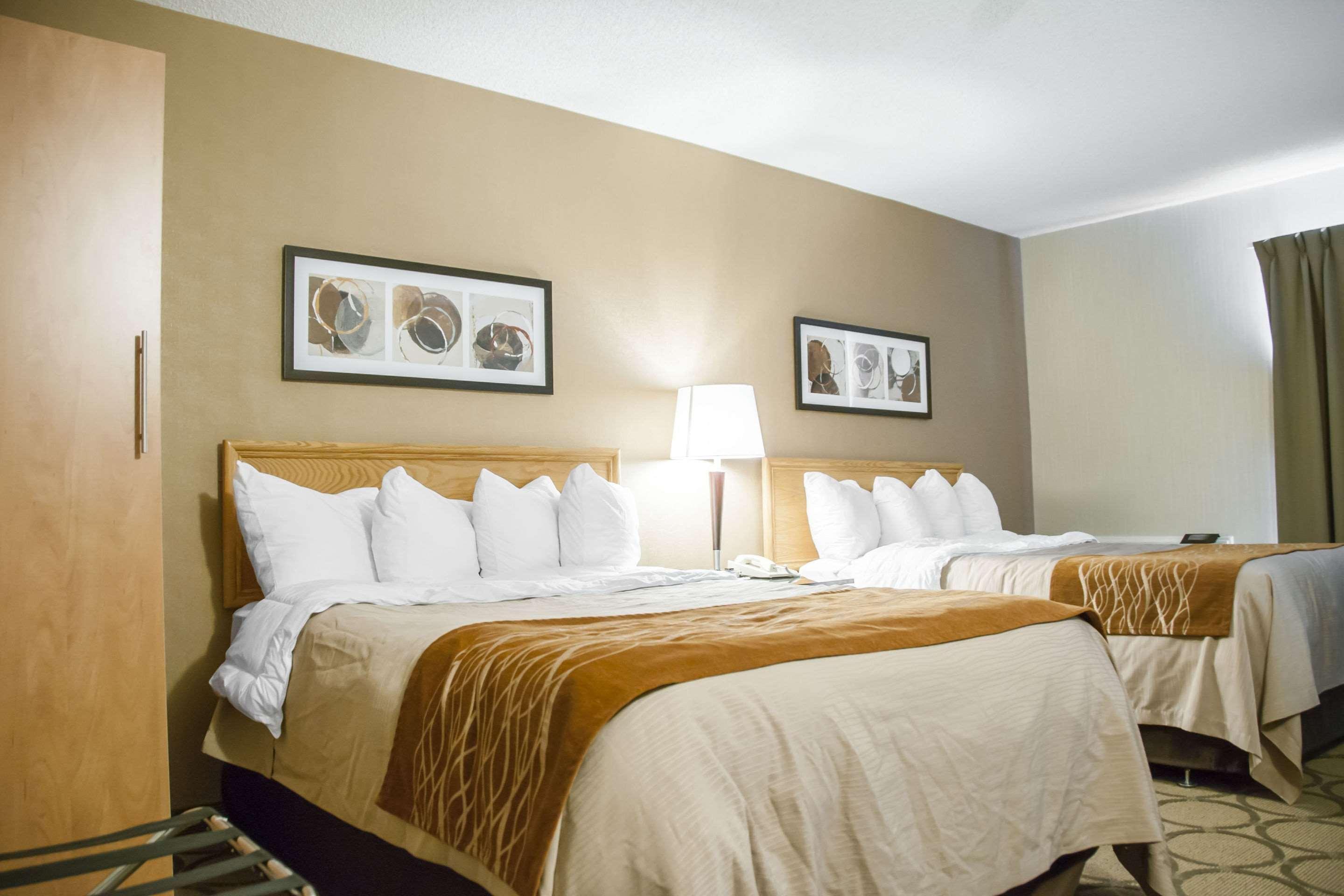 Comfort Inn South Brossard Esterno foto